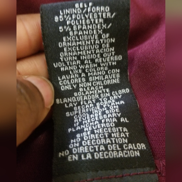 SLNY Evening Dress Burgundy - Picture 6 of 11